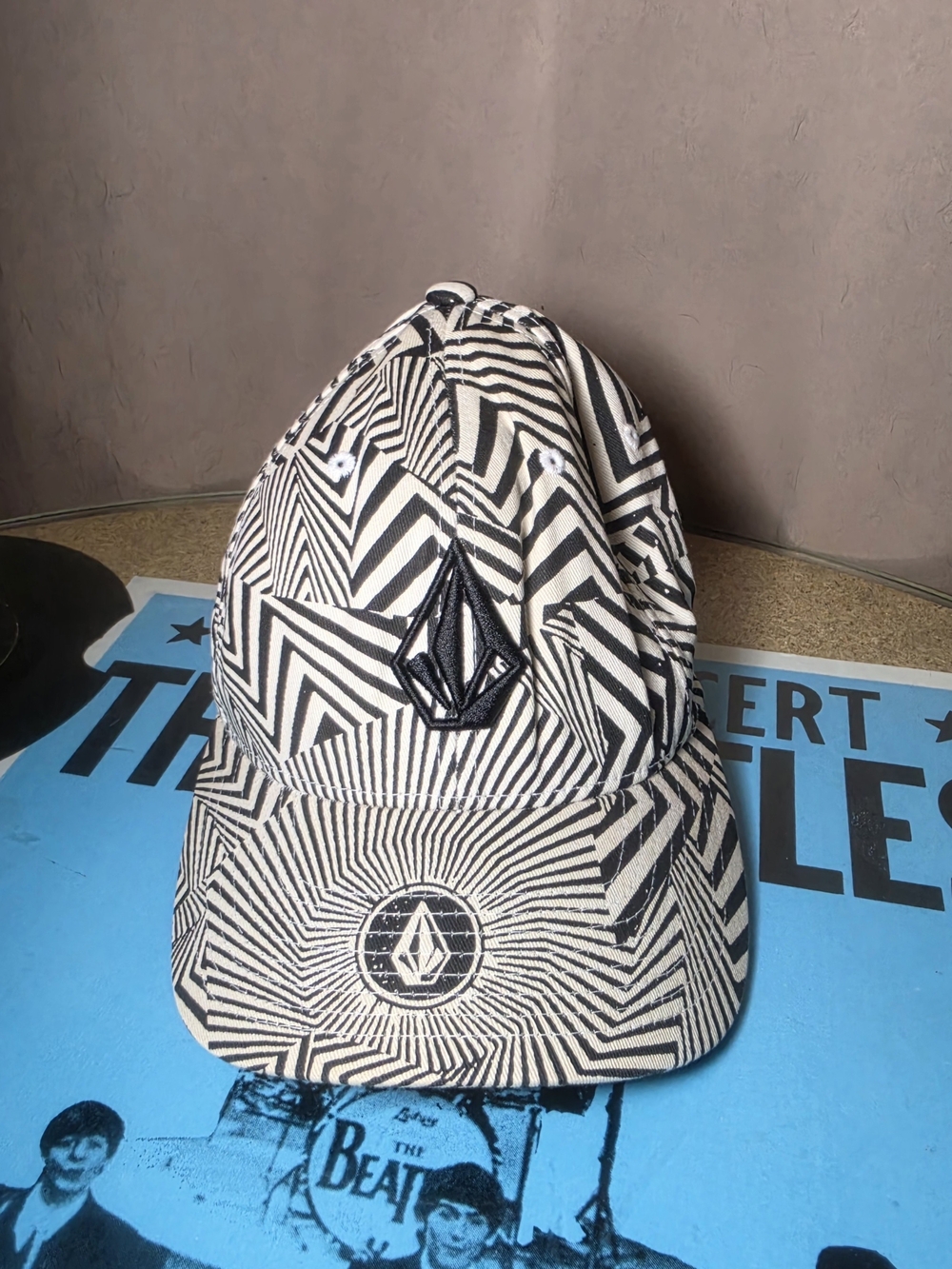 Volcom Flexfit Black & White Geometric Pattern Hat